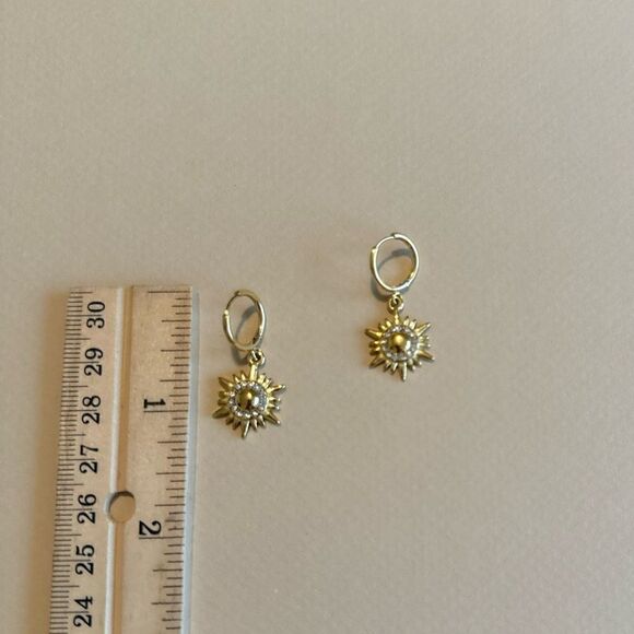 Sun hoop earrings M720 - Picture 4 of 4